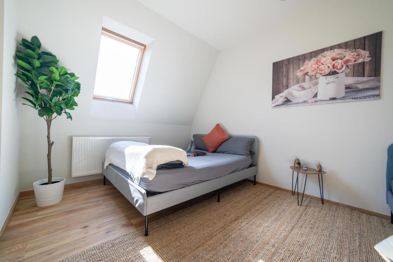 Fullhouse - Zwickau - F45 Apartments - Smarttv - Nespresso Bagian luar foto