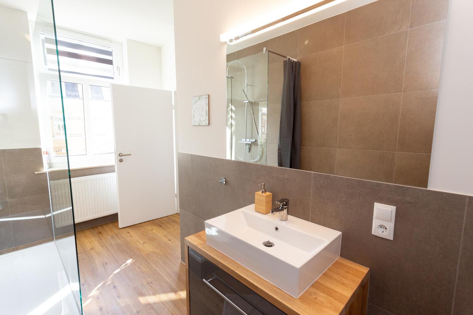 Fullhouse - Zwickau - F45 Apartments - Smarttv - Nespresso Bagian luar foto