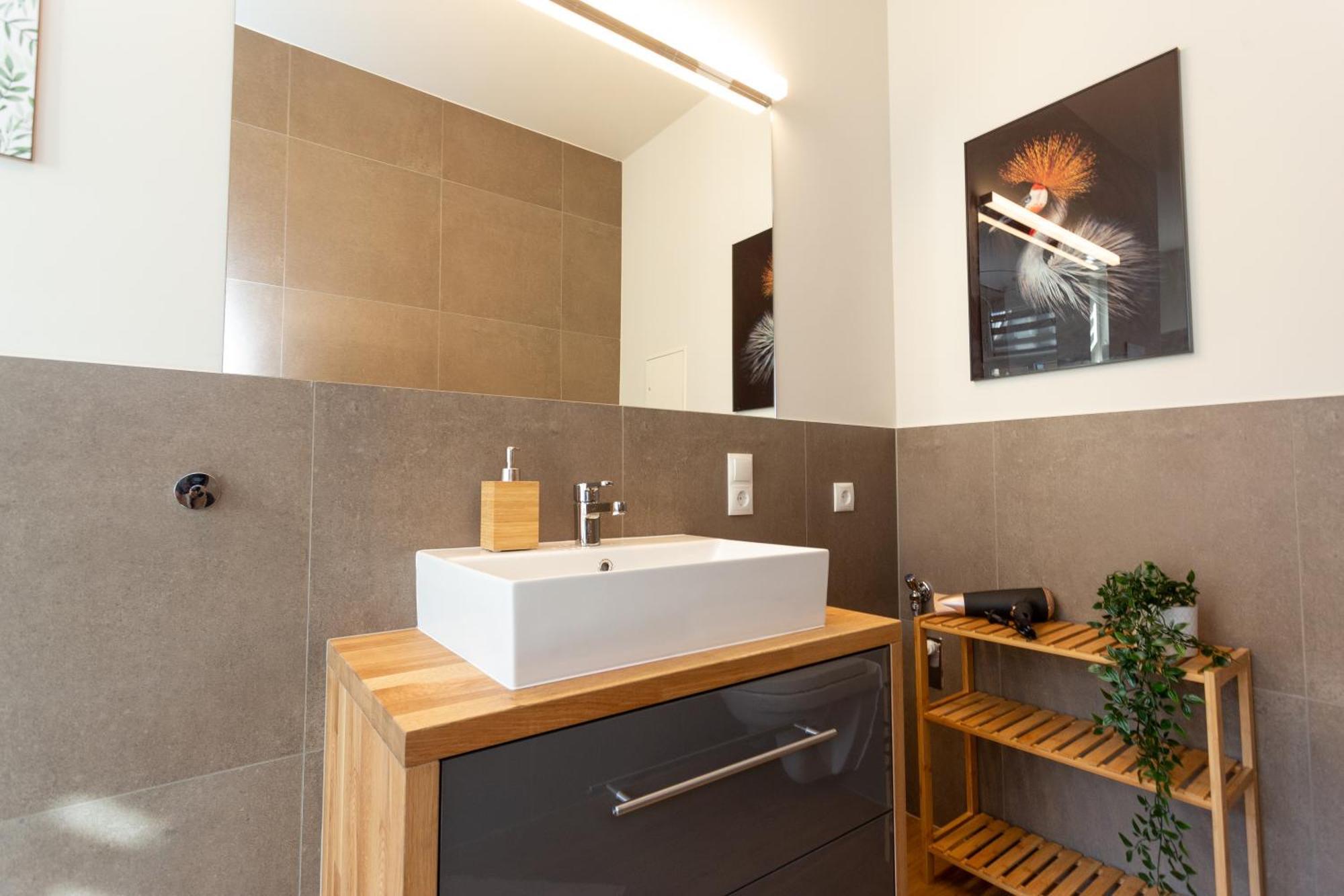 Fullhouse - Zwickau - F45 Apartments - Smarttv - Nespresso Bagian luar foto